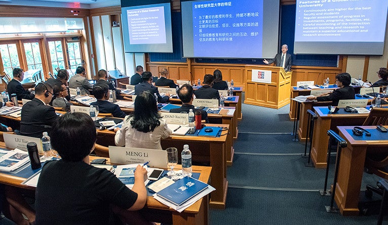 President Peter Salovey presents a session to participants of the China-Yale Advanced University Leadership Program. 